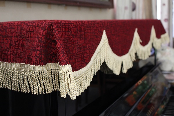 4 phụ kiện piano điện bạn không thể bỏ qua