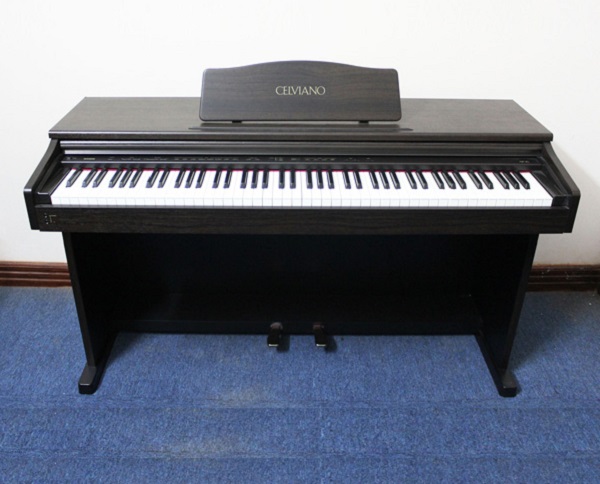 Gợi ý 2 mẫu đàn piano điện thích hợp cho nhà thờ