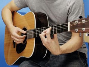 Nên học guitar ở trung tâm nào?