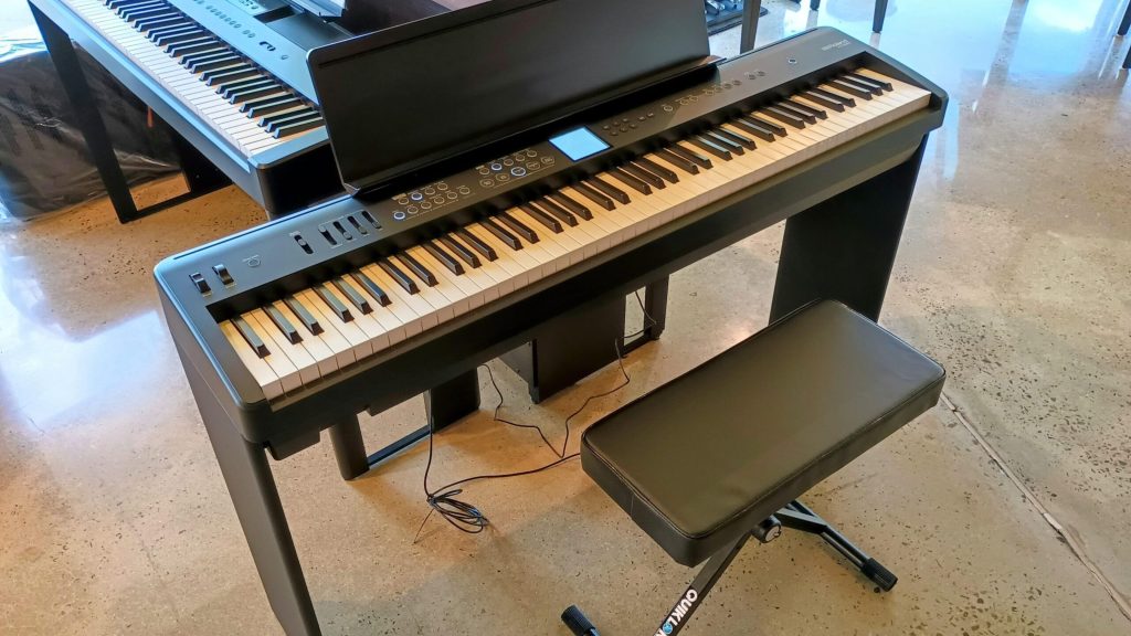 Đàn piano nhập môn Roland FP-10