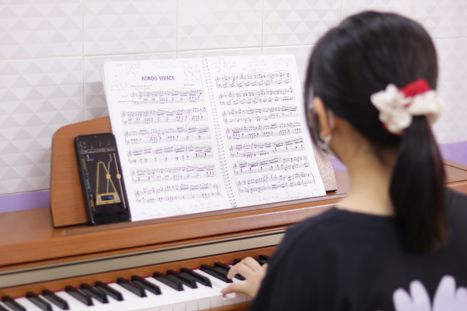 Khám phá những Lợi ích về tinh thần của việc chơi đàn piano Khám phá những Lợi ích về tinh thần của việc chơi đàn piano
